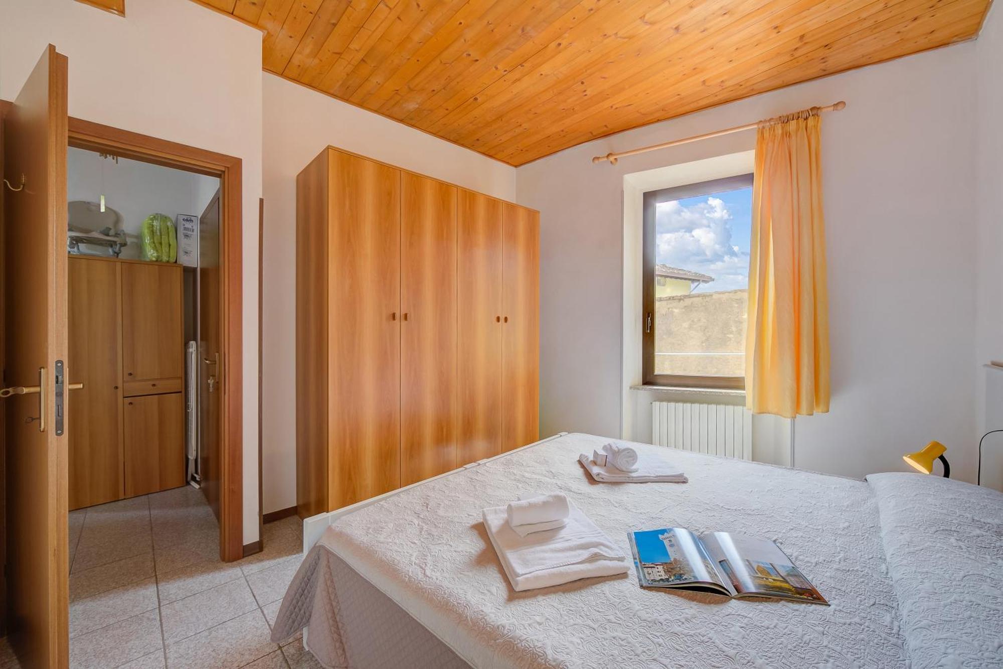 Al Peveri - Private Parking & Near Lake - Happy Rentals Toscolano Maderno Exteriér fotografie